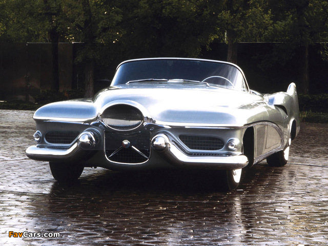 GM LeSabre Concept Car 1951 photos (640 x 480)