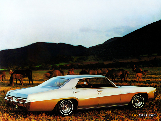 Buick LeSabre Custom 4-door Hardtop Sedan 1969 wallpapers (640 x 480)