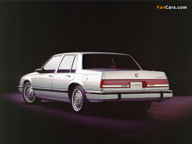 Buick LeSabre Sedan 1990–91 pictures (640 x 480)