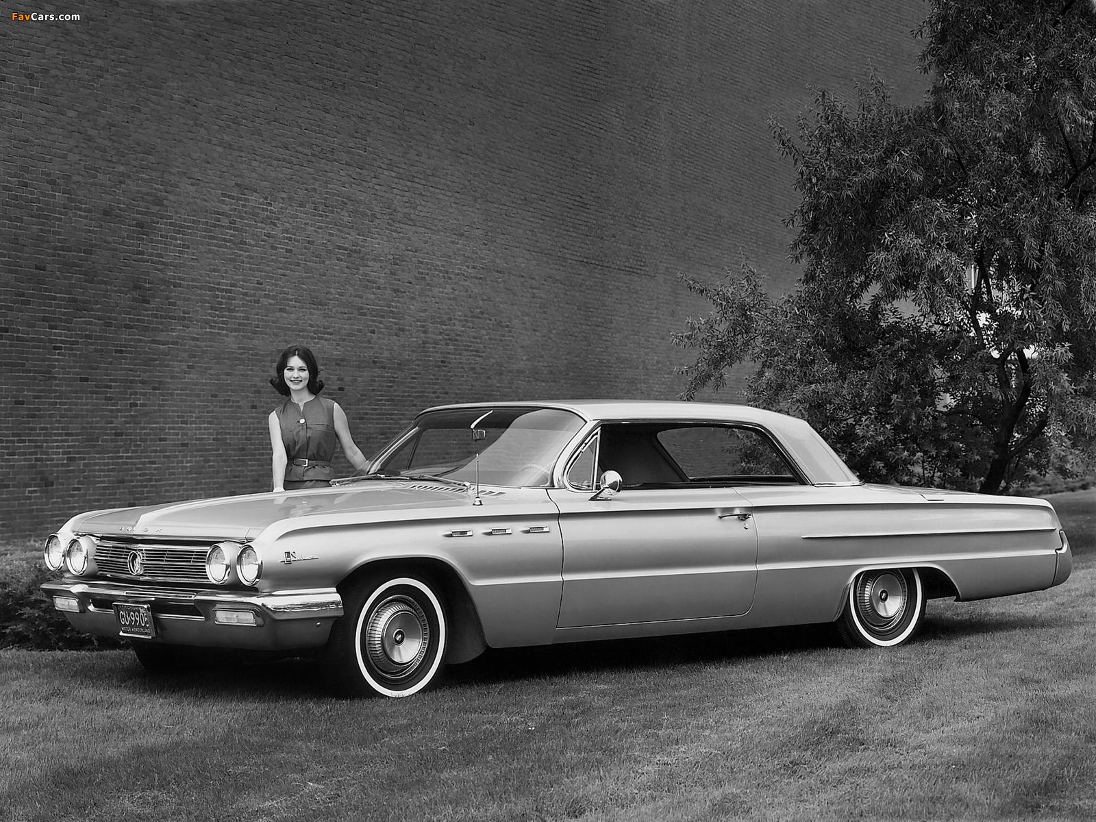 Images of Buick LeSabre 2-door Hardtop 1962 (1600 x 1200)