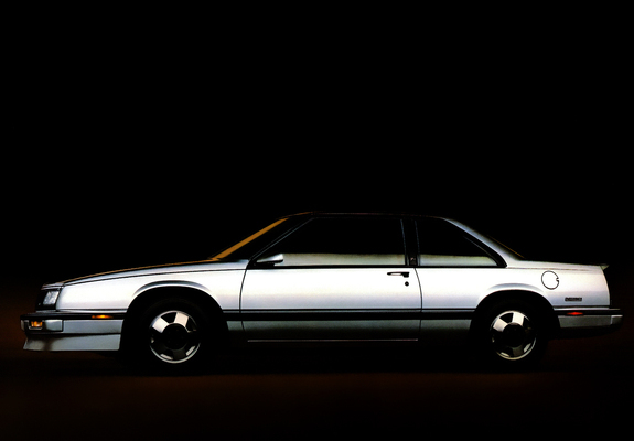 Images of Buick LeSabre Custom T-Type Coupe 1987–89