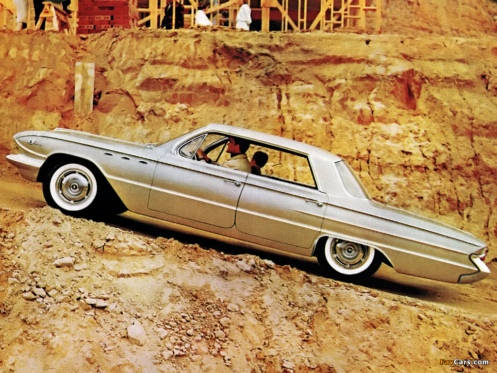 Buick LeSabre 4-door Hardtop (4439) 1961 wallpapers (1024 x 768)
