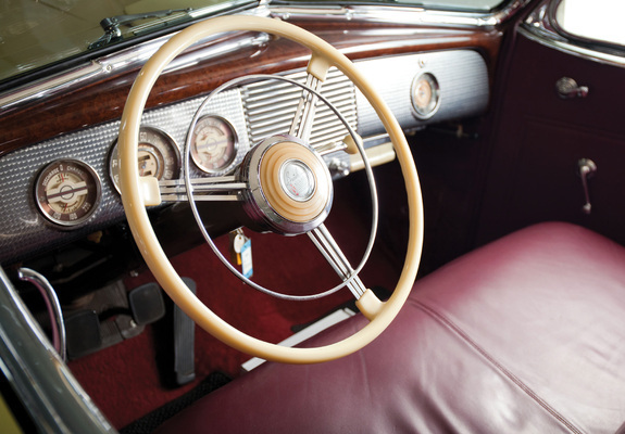 Pictures of Buick Limited Sport Phaeton (80) 1940