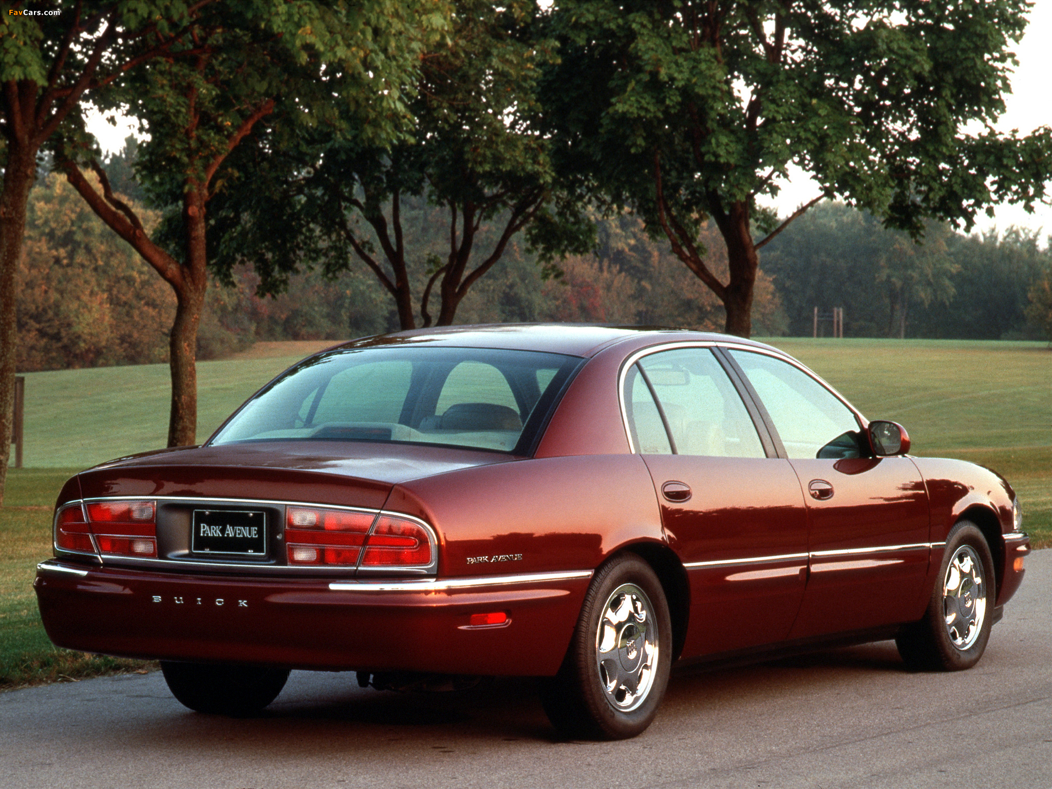 Buick Park Avenue 1997–2004 wallpapers (2048 x 1536)