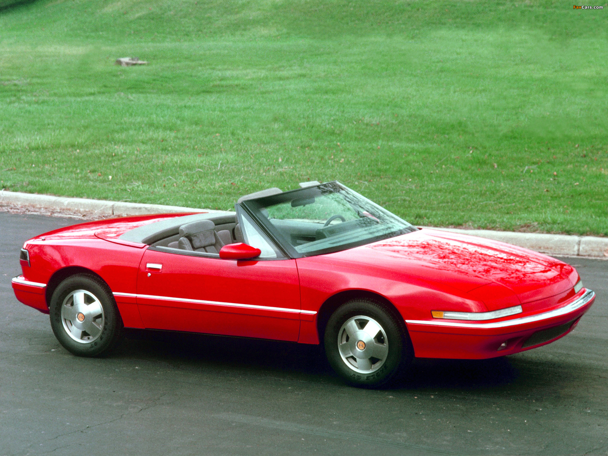 Buick Reatta Convertible 1990–91 pictures (2048 x 1536)