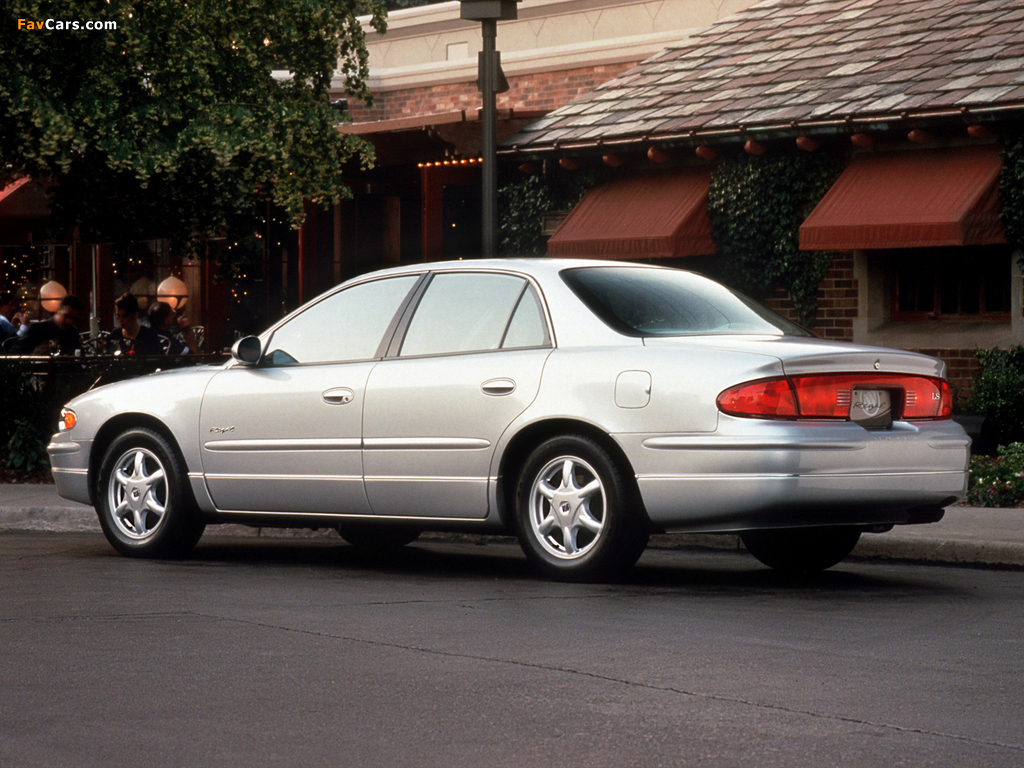 Buick Regal 1997–2004 photos (1024 x 768)