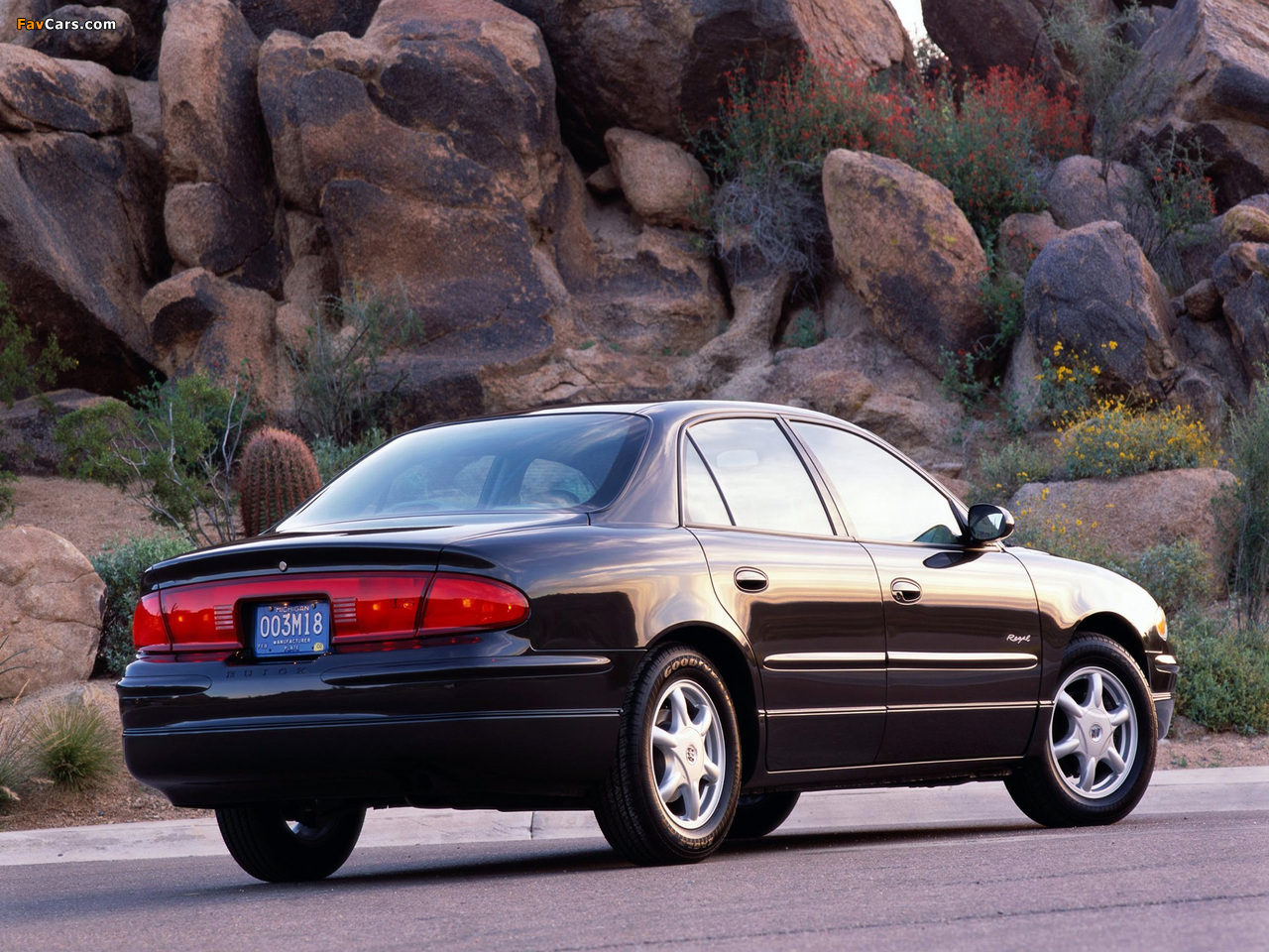 Images of Buick Regal 1997–2004 (1280 x 960)