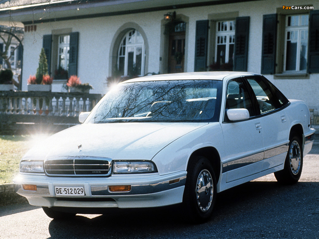 Buick Regal Sedan 1993–95 wallpapers (1024 x 768)