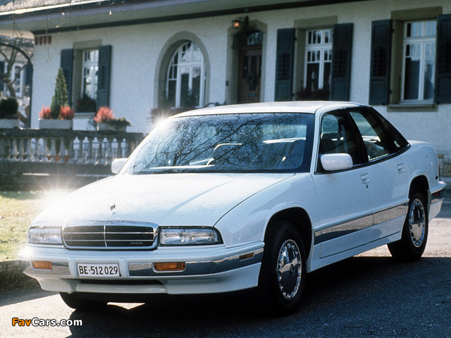 Buick Regal Sedan 1993–95 wallpapers (640 x 480)
