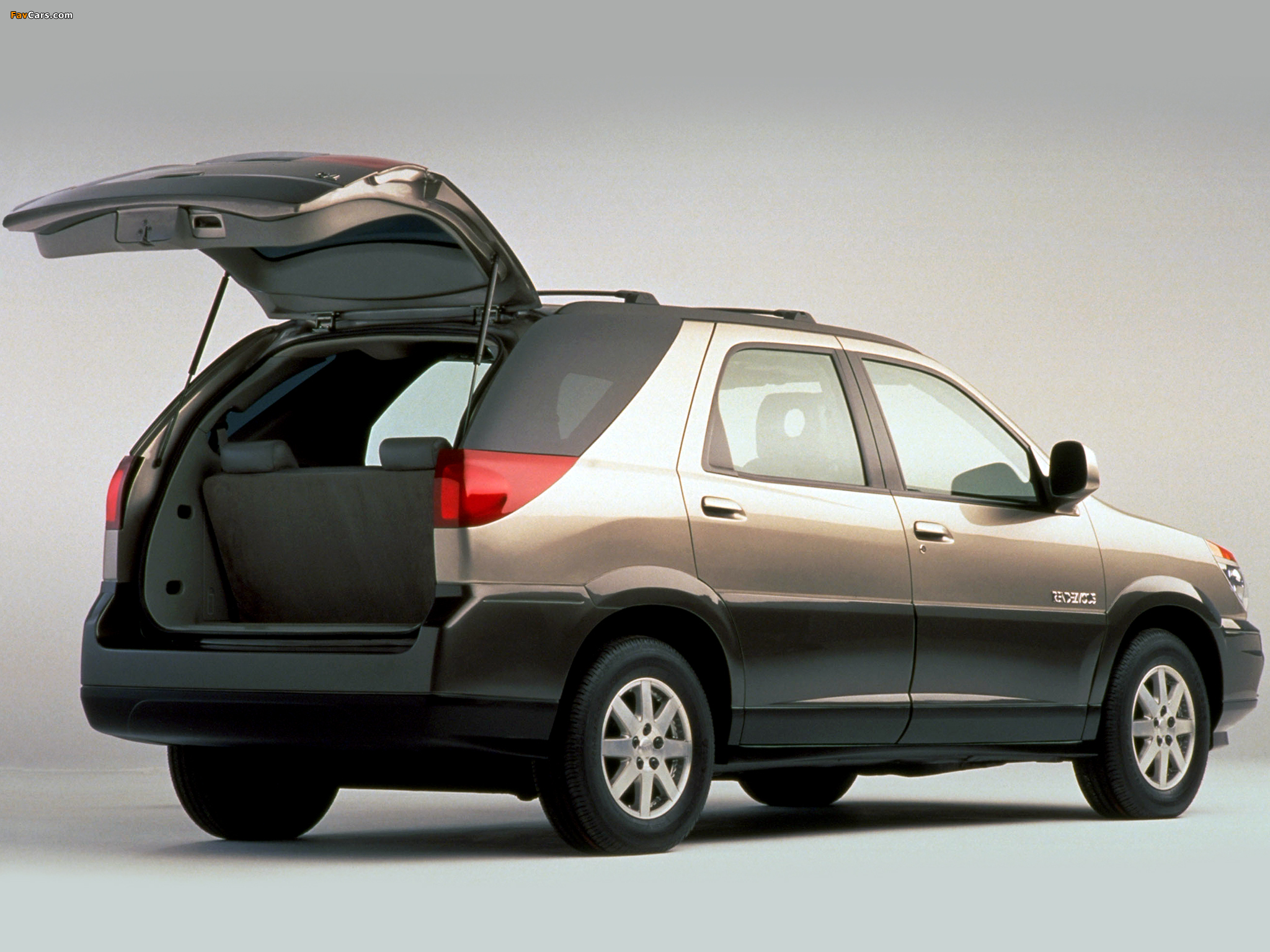 Buick Rendezvous 2001–03 images (2048 x 1536)