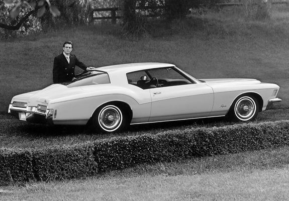 Buick Riviera 1971–73 photos