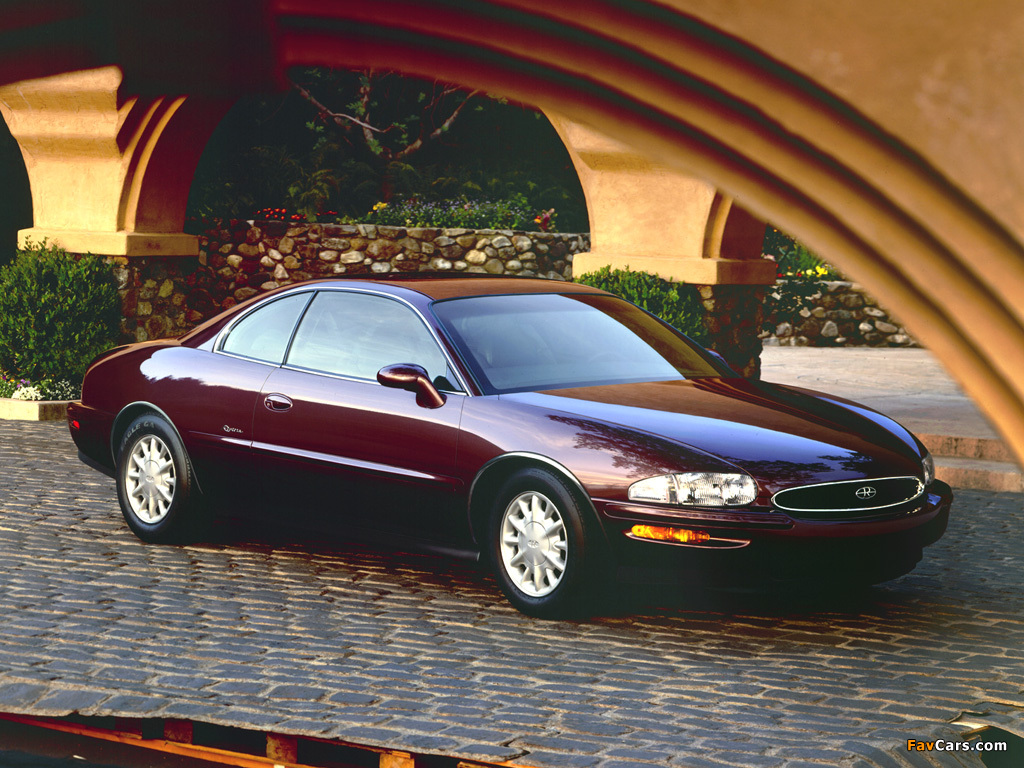 Buick Riviera 1995–99 photos (1024 x 768)