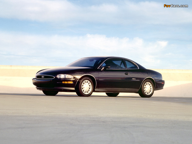 Buick Riviera 1995–99 photos (800 x 600)
