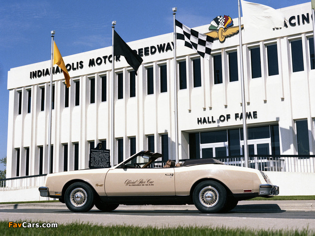 Images of Buick Riviera Convertible Indy 500 Pace Car 1983 (640 x 480)