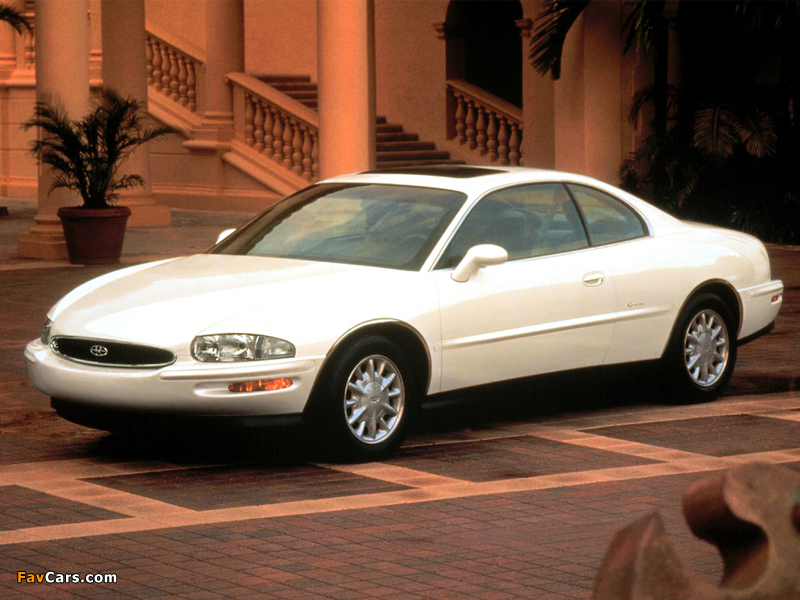 Pictures of Buick Riviera 1995–99 (800 x 600)