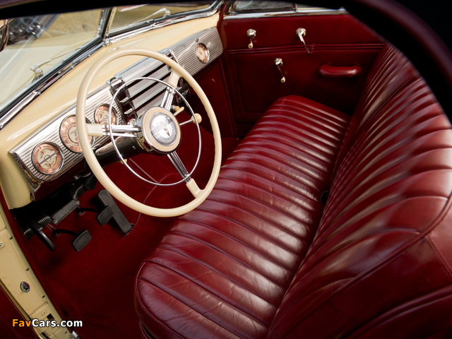 Buick Roadmaster Convertible 1941 photos (640 x 480)