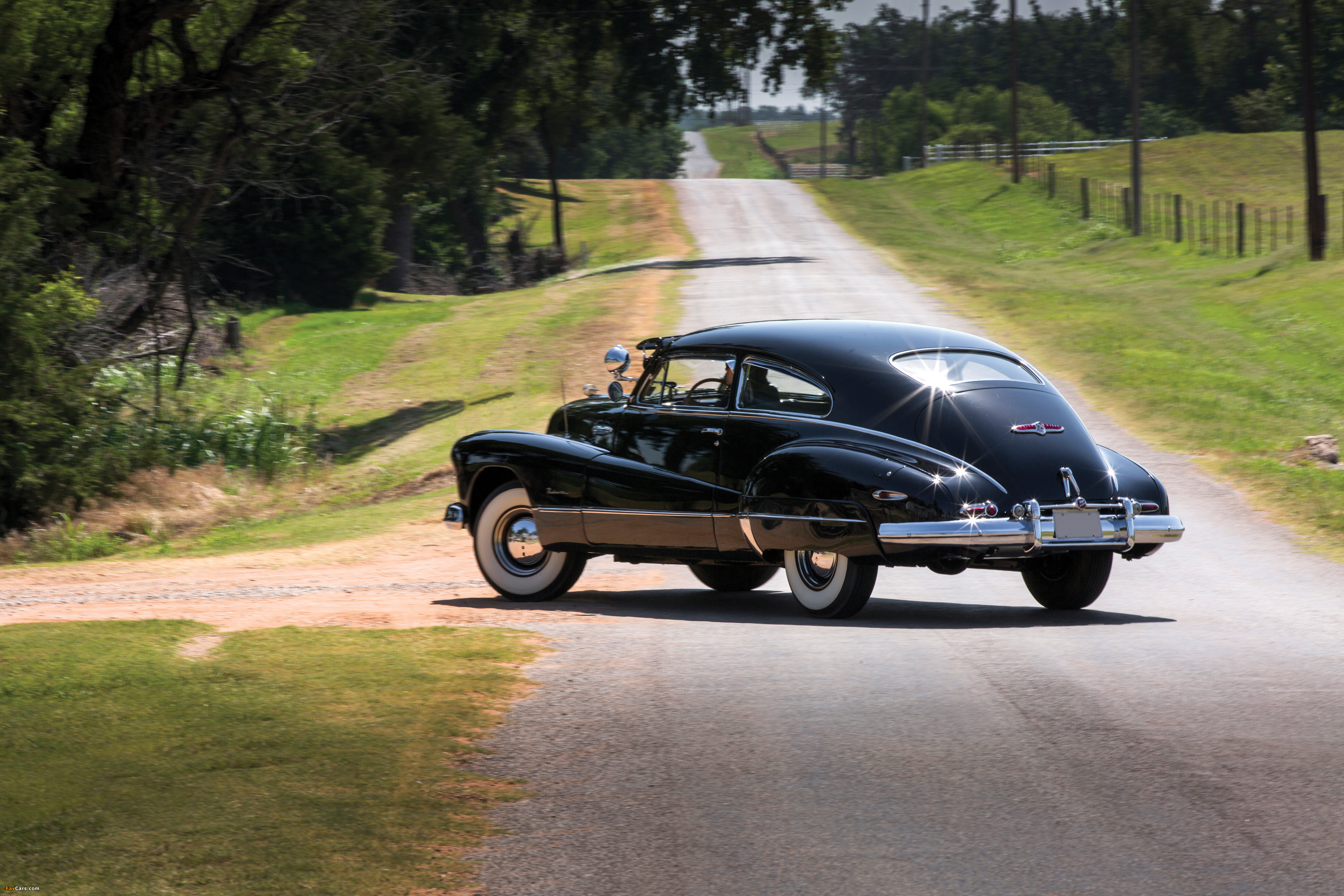 Buick Roadmaster Sedanet (76S-4707) 1946 wallpapers (4000 x 2667)