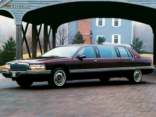 Buick Roadmaster Limousine by Limousine Werks 1991–94 photos (640 x 480)