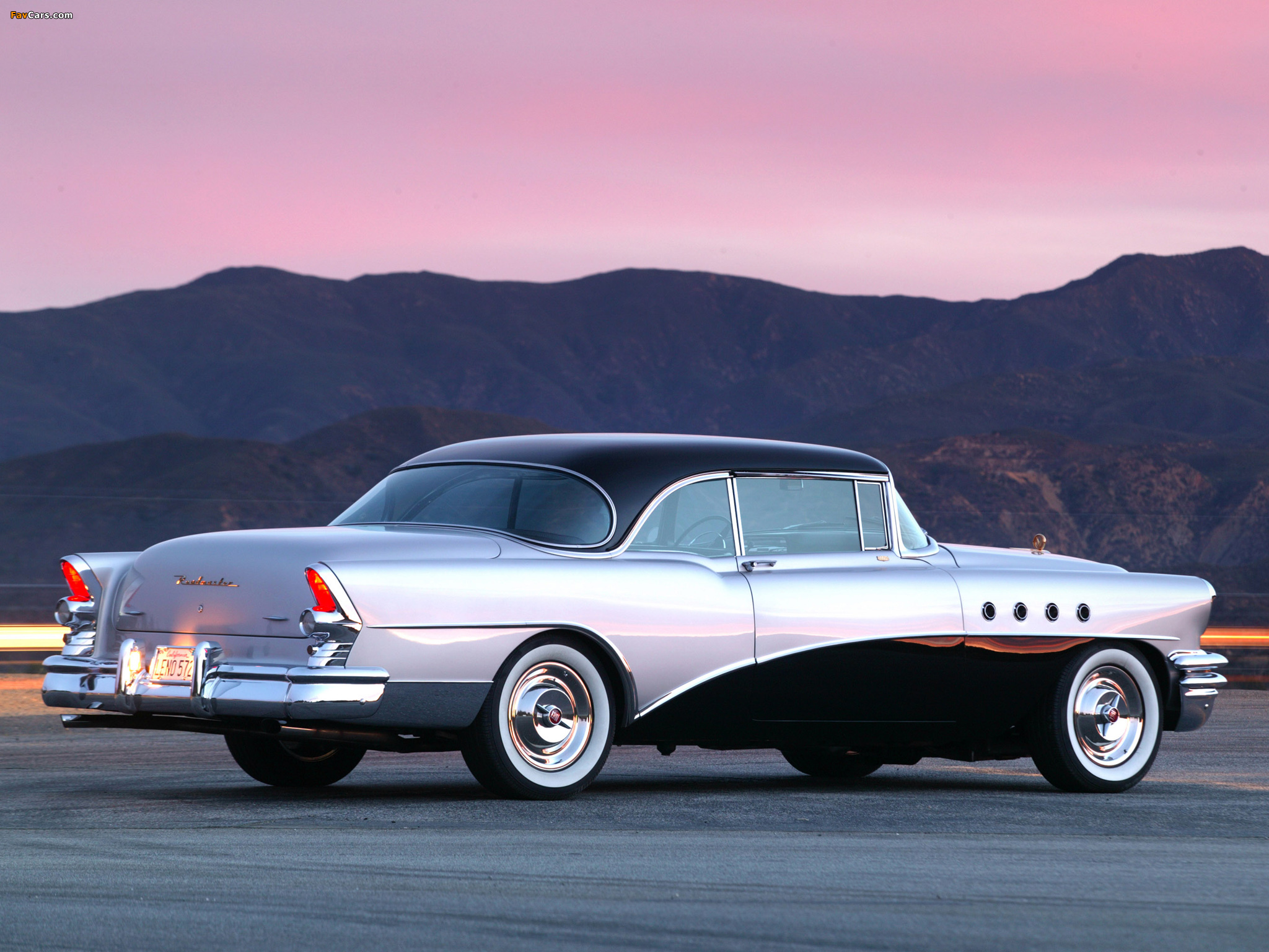 Pictures of Buick Roadmaster Riviera 1955 (2048 x 1536)