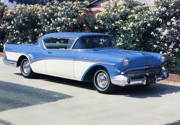 Pictures of Buick Roadmaster Riviera Hardtop Coupe (76A) 1957