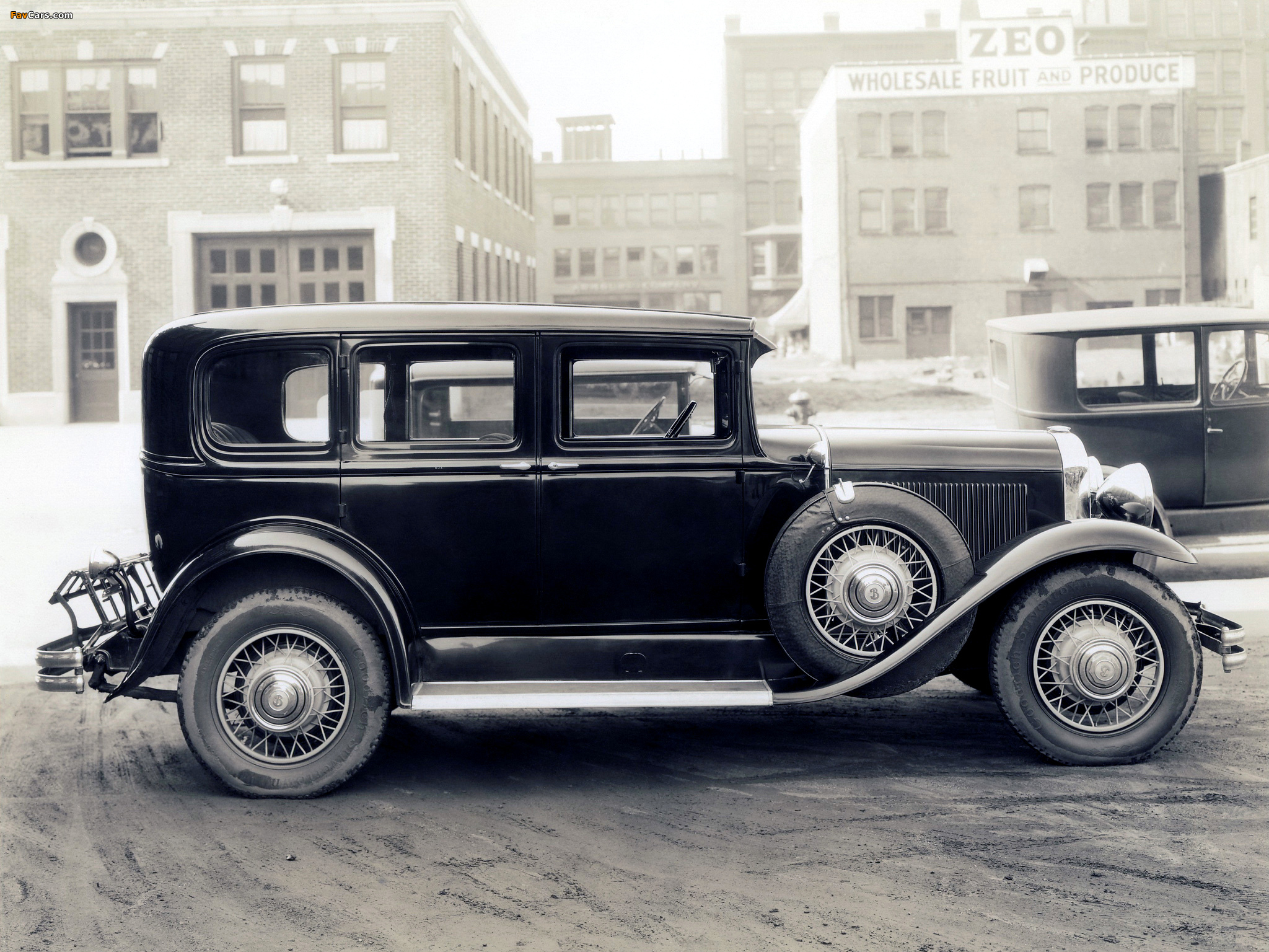 Images of Buick Series 40 4-door Sedan (30-47) 1930 (2048 x 1536)