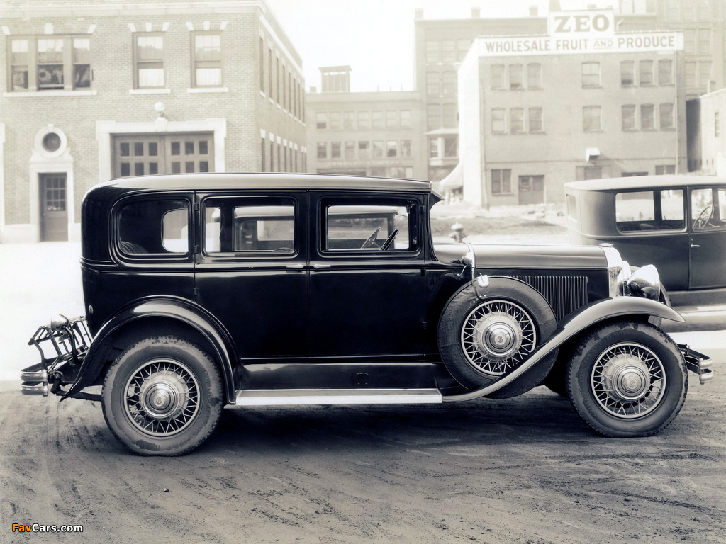 Images of Buick Series 40 4-door Sedan (30-47) 1930 (1024 x 768)