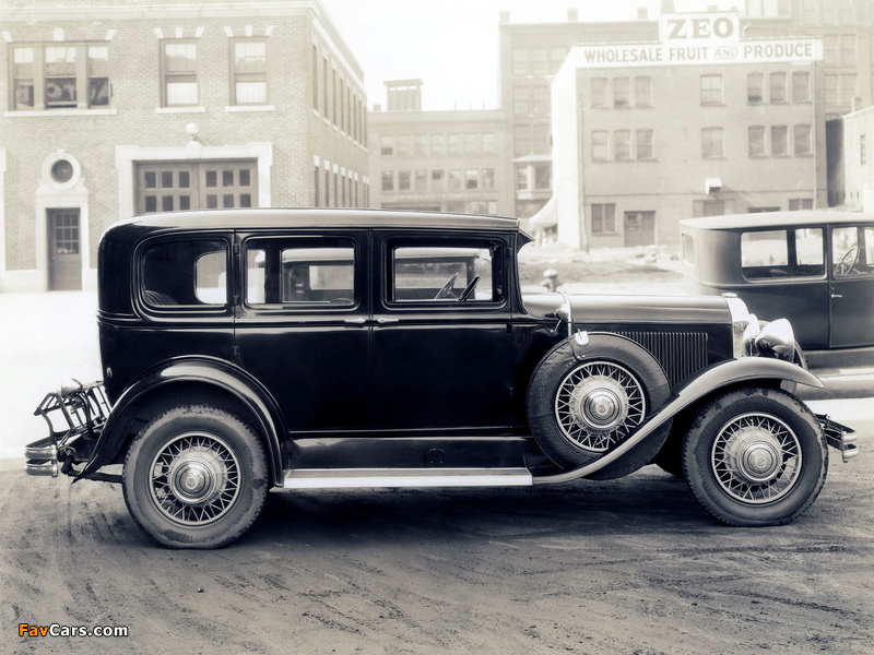 Images of Buick Series 40 4-door Sedan (30-47) 1930 (800 x 600)