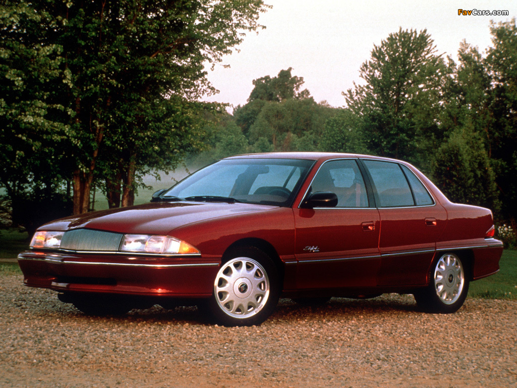 Images of Buick Skylark Sedan 1992–95 (1024 x 768)