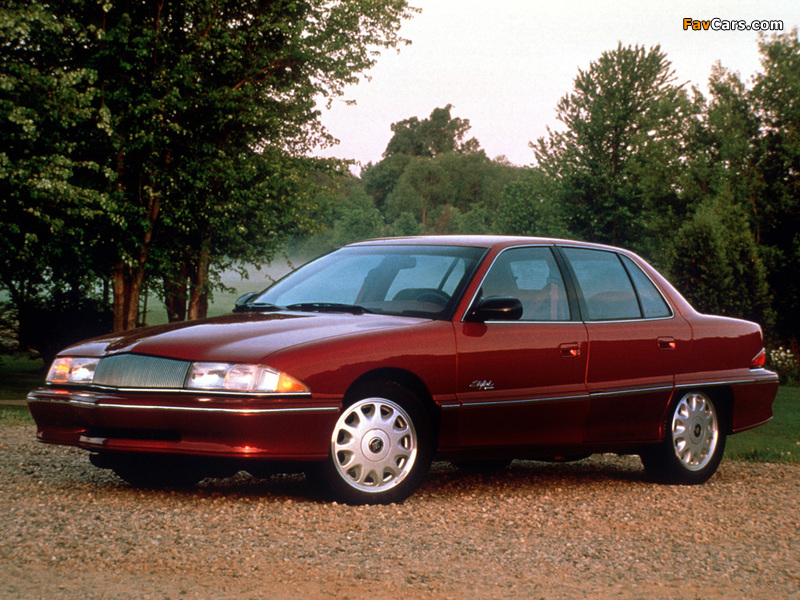 Images of Buick Skylark Sedan 1992–95 (800 x 600)