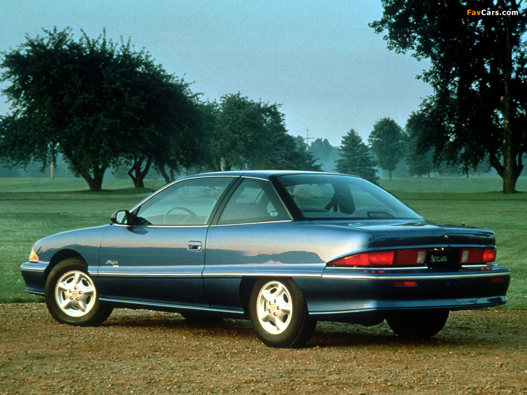 Photos of Buick Skylark Coupe 1992–95 (1024 x 768)
