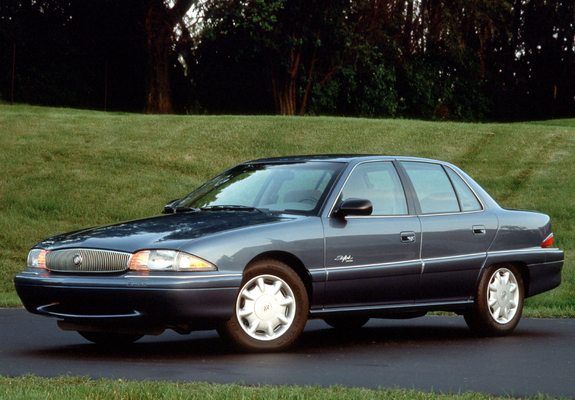 Photos of Buick Skylark Sedan 1996–98