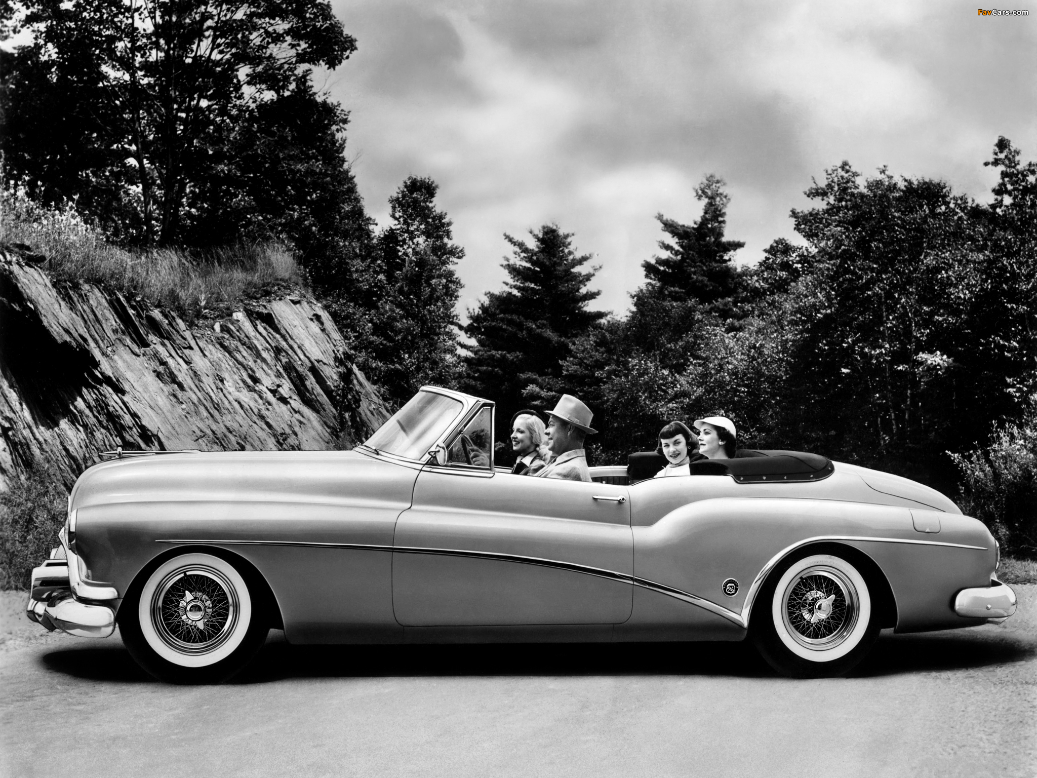 Pictures of Buick Skylark 1952 (2048 x 1536)