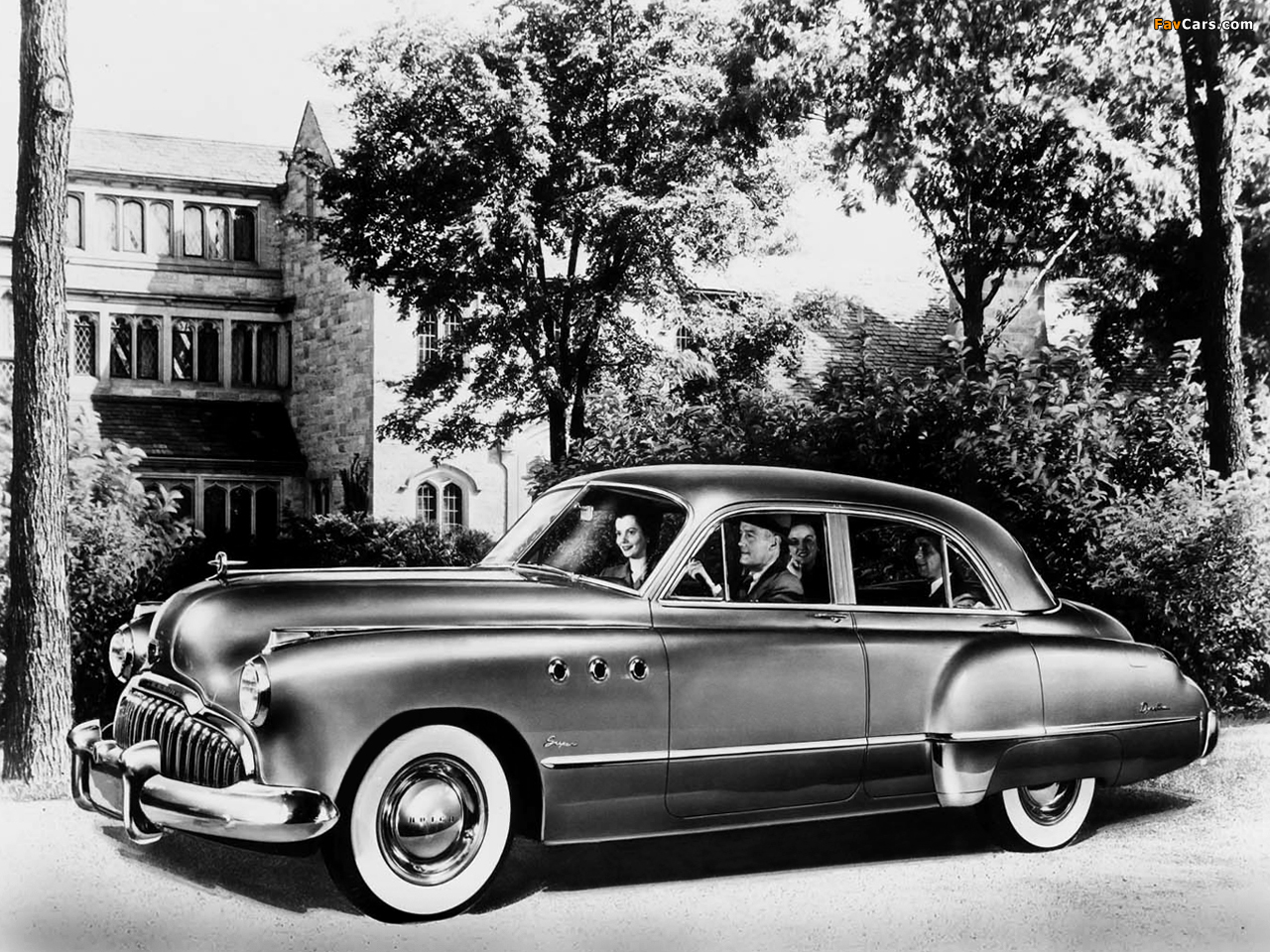 Images of Buick Super Eight 4-door Sedan (51) 1949 (1280 x 960)
