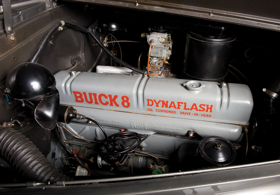 Photos of Buick Super Eight 4-door Sedan 1940–42