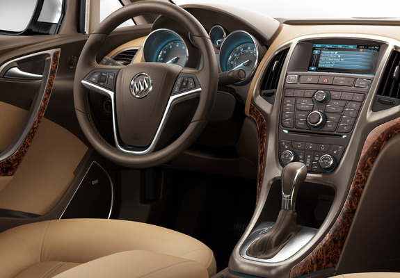 Pictures of Buick Verano 2011