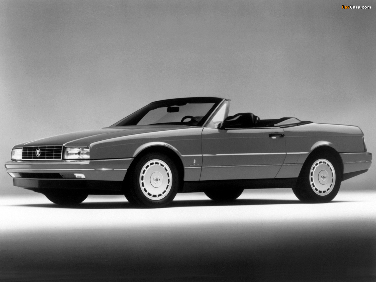 Photos of Cadillac Allanté 1987–93 (1280 x 960)