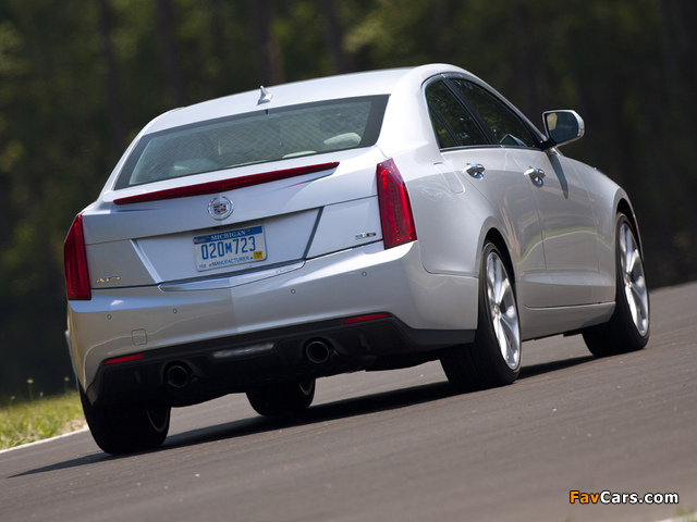 Cadillac ATS 2012 images (640 x 480)