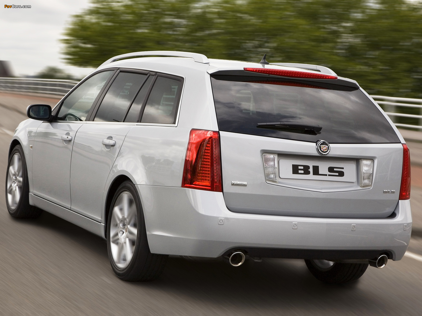 Cadillac BLS Wagon 2007–09 images (1600 x 1200)