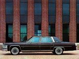Cadillac Fleetwood Brougham by Moloney 1978 photos