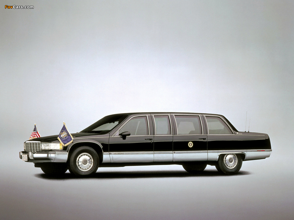 Photos of Cadillac Fleetwood Brougham Presidential 1993 (1024 x 768)