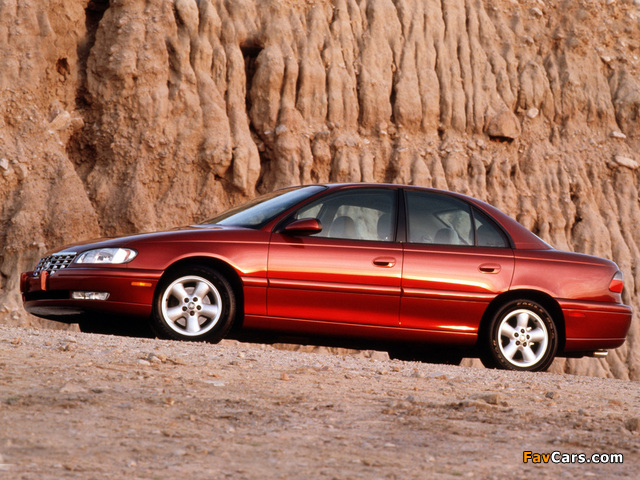 Photos of Cadillac Catera 1997–2000 (640 x 480)