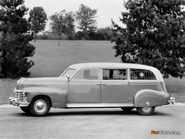 Cadillac Sayers & Scovill Arlington Ambulance (46-75) 1946 images (640 x 480)