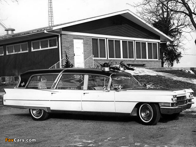 Cadillac Superior Crown Ambulance (6890) 1963 photos (640 x 480)