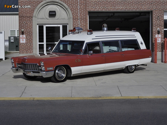 Cadillac Miller-Meteor Classic 48 Ambulance 1968 photos (640 x 480)