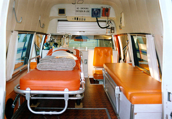Cadillac Miller-Meteor Lifeliner Ambulance 1977 wallpapers