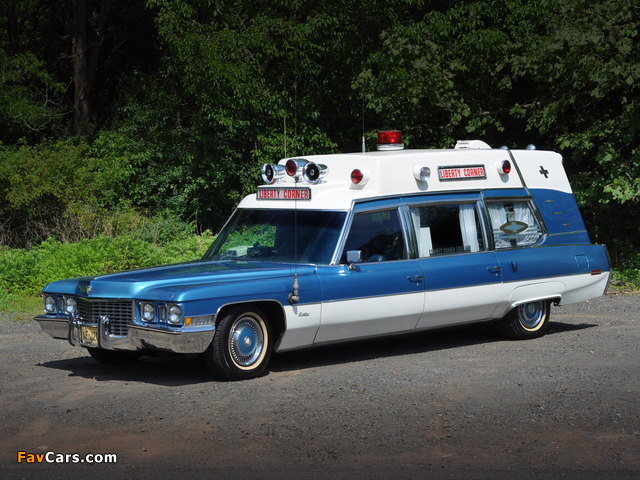 Cadillac Superior 54 Ambulance (Z90-Z) 1972 images (640 x 480)