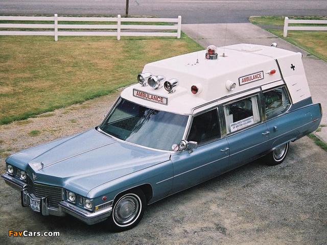 Cadillac Superior 54 Ambulance (Z90-Z) 1972 pictures (640 x 480)