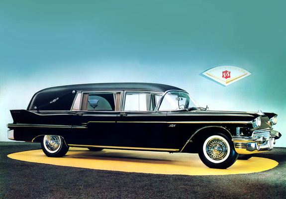 Photos of Cadillac Sayers & Scovill Victoria Landau (8660S) 1958