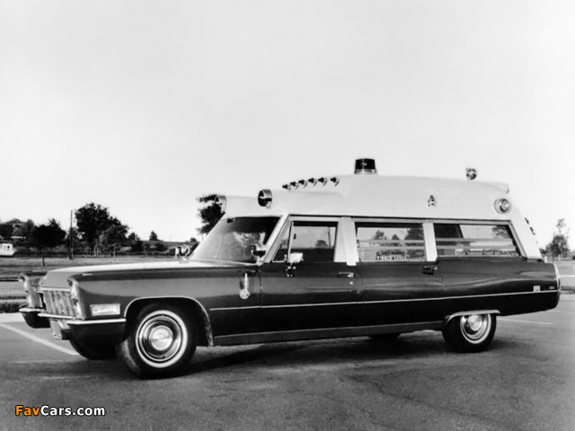 Cadillac Ambulance by Pinner Coach (69890-Z) 1968 wallpapers (640 x 480)