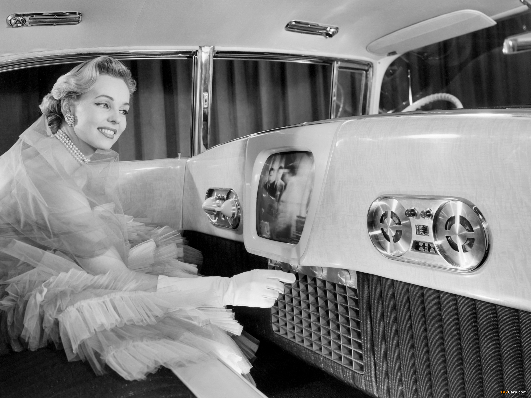 Cadillac Eldorado Brougham Dream Car 1955 wallpapers (2048 x 1536)